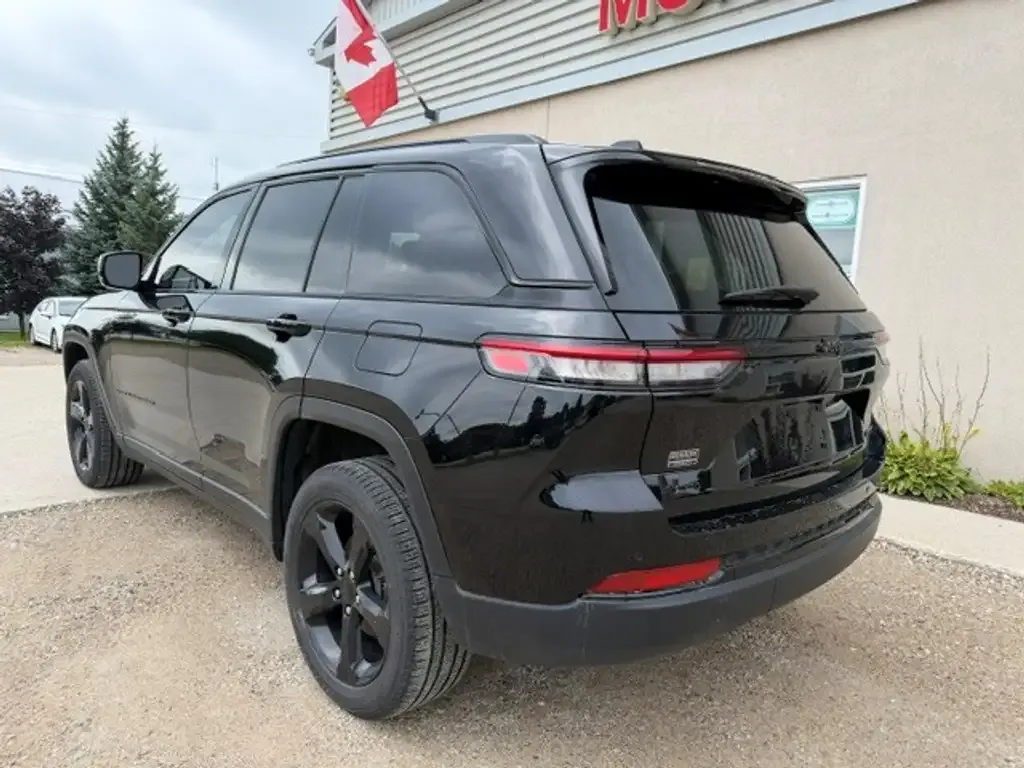 Jeep Grand Cherokee 2023 photo 5