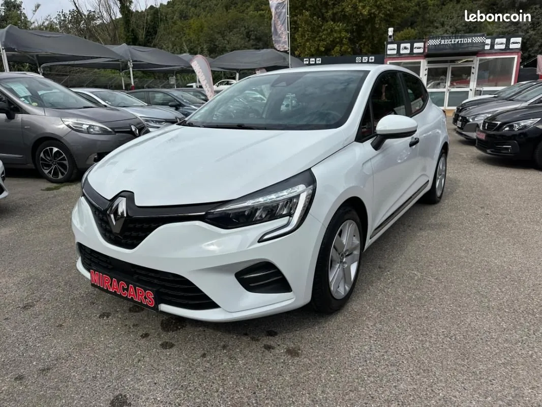 Renault Clio 2021 photo 2