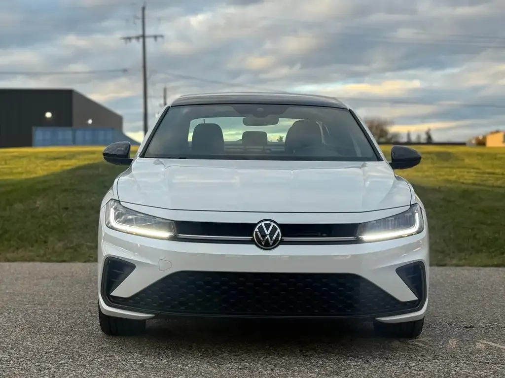 Volkswagen Jetta 2025 photo 3