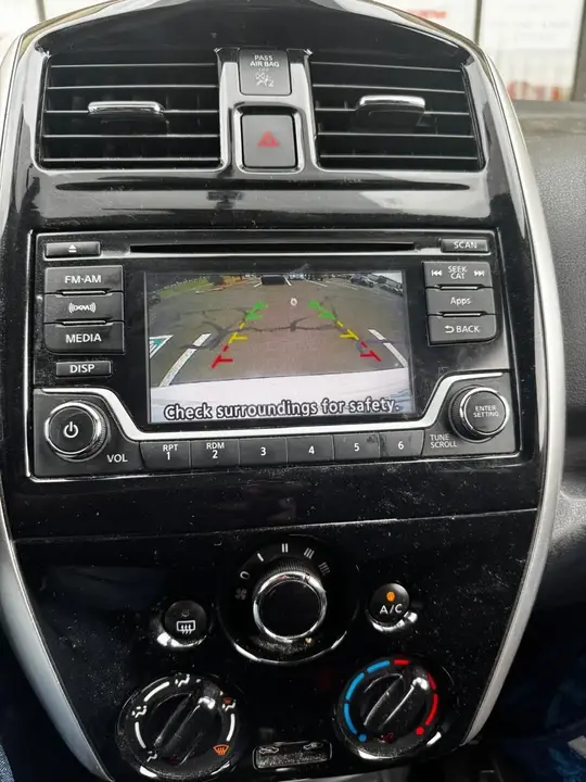 Nissan Versa Note 2015 photo 5