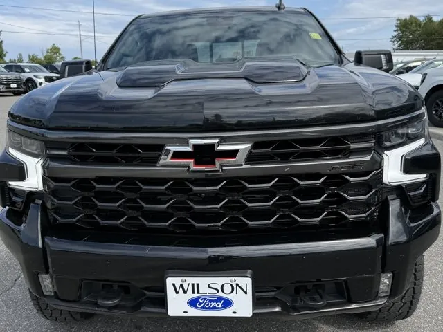 Chevrolet Silverado 1500 2024 photo 3
