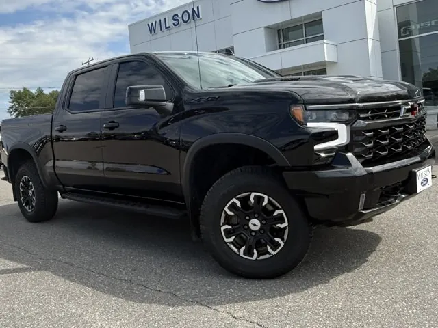 Chevrolet Silverado 1500 2024 photo 2