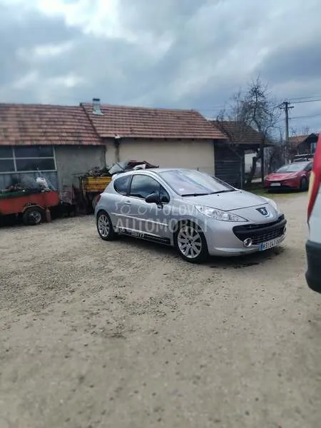 Peugeot 207 2007 photo 5