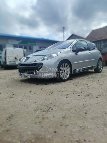 Peugeot 207 2007 photo 2