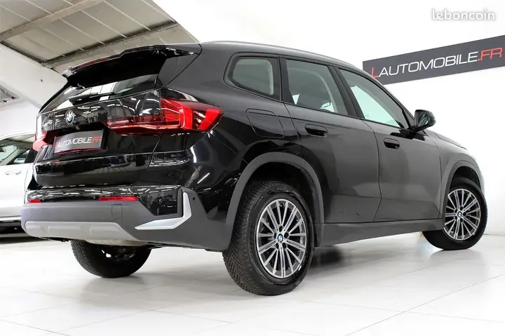 BMW X1 2023 photo 3