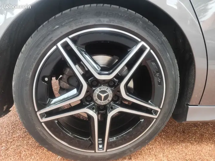 Mercedes-Benz A-Class 2018 photo 3