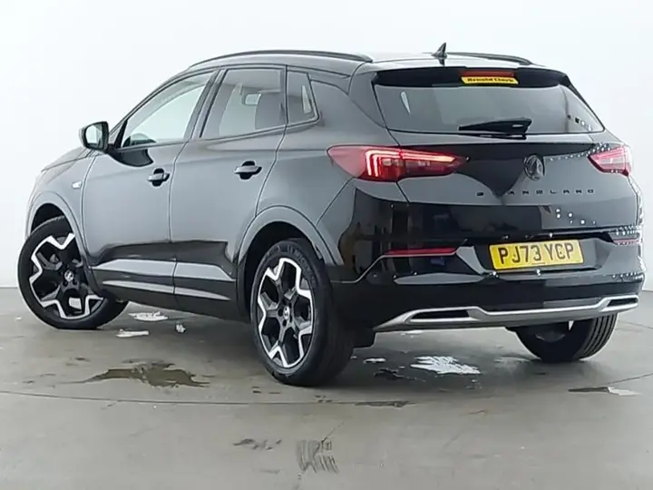Vauxhall Grandland 2023 photo 2