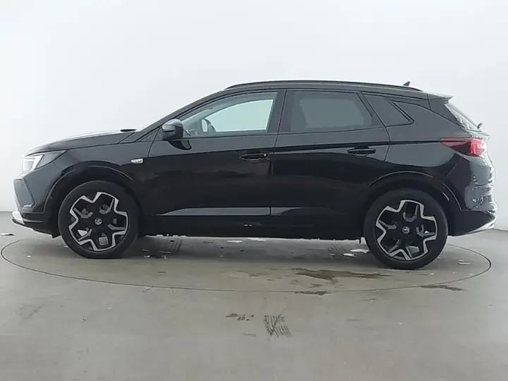 Vauxhall Grandland 2023 photo 4