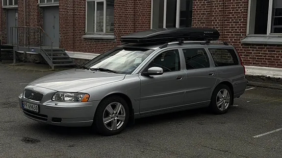 Volvo V70 2007 photo 2