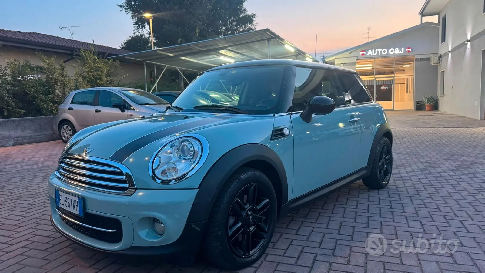 Mini Cooper D 2012 photo 3