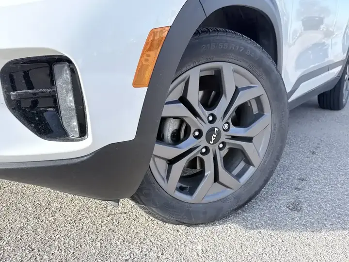 Kia Seltos 2024 photo 3