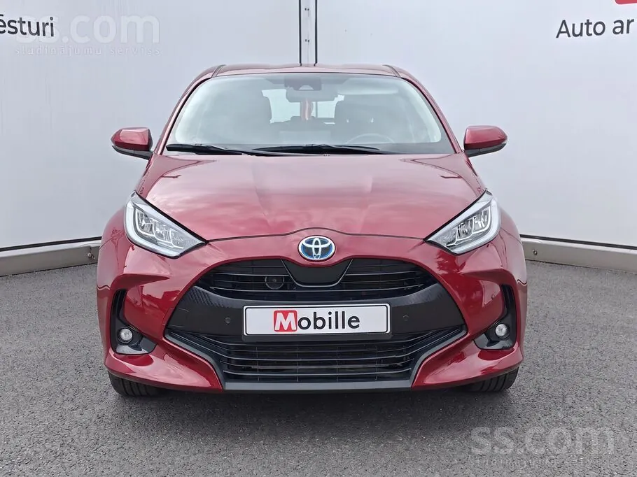 Toyota Yaris 2021 photo 2