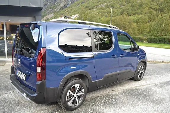 Peugeot E-Rifter 2022 photo 2