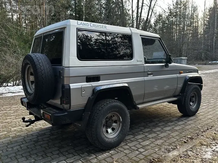 Toyota Land Cruiser 1992 photo 2