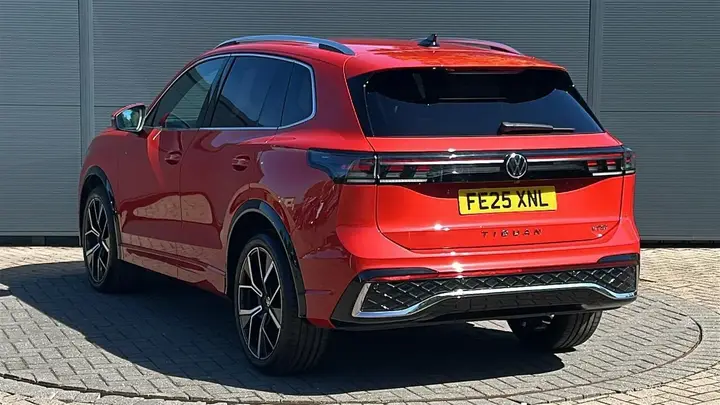 Volkswagen Tiguan 2025 photo 3