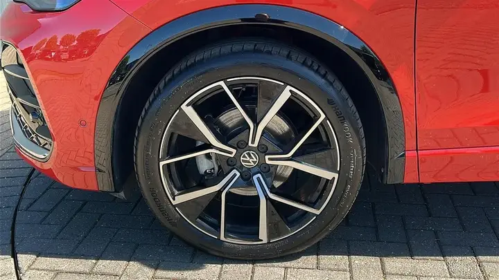 Volkswagen Tiguan 2025 photo 5