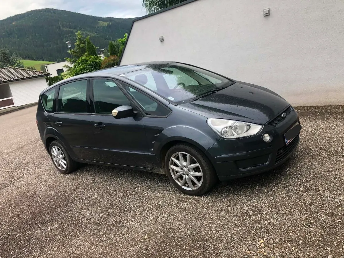 Ford S-Max