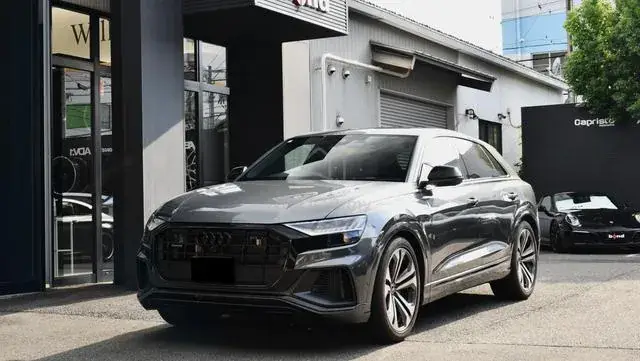 Audi Q8