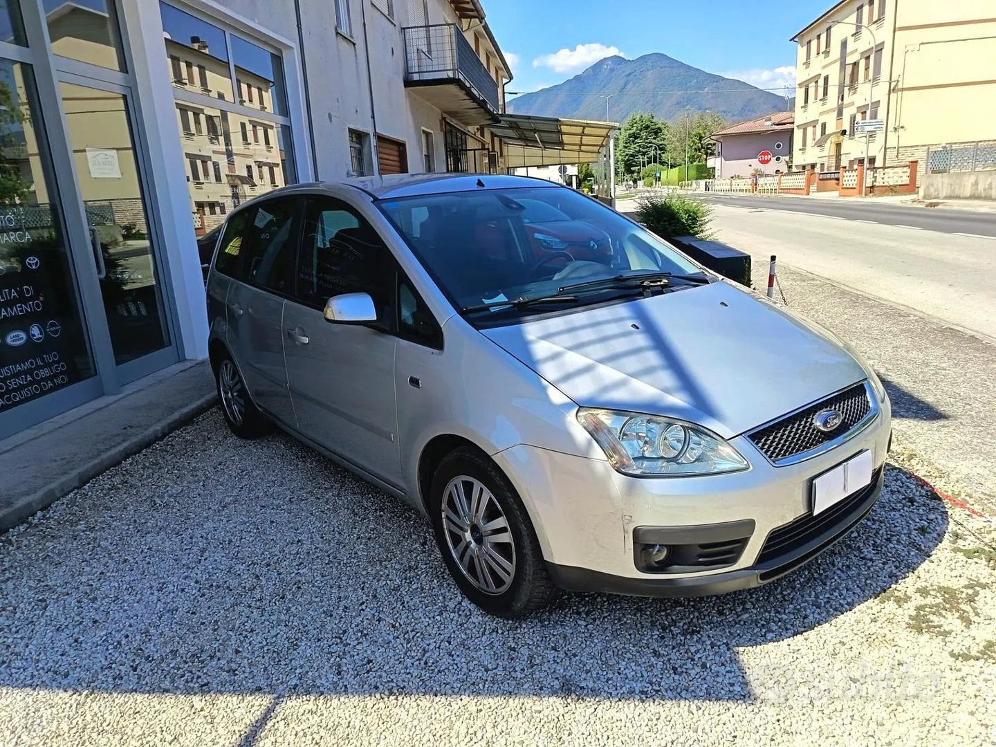 Ford Focus C-Max 2004 photo 2