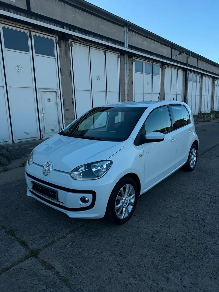 Volkswagen Up