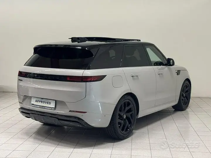Land Rover Range Rover Sport 2025 photo 2