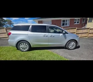 Kia Carnival 2017 photo 4