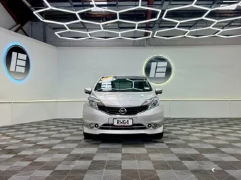 Nissan Note 2015 photo 3