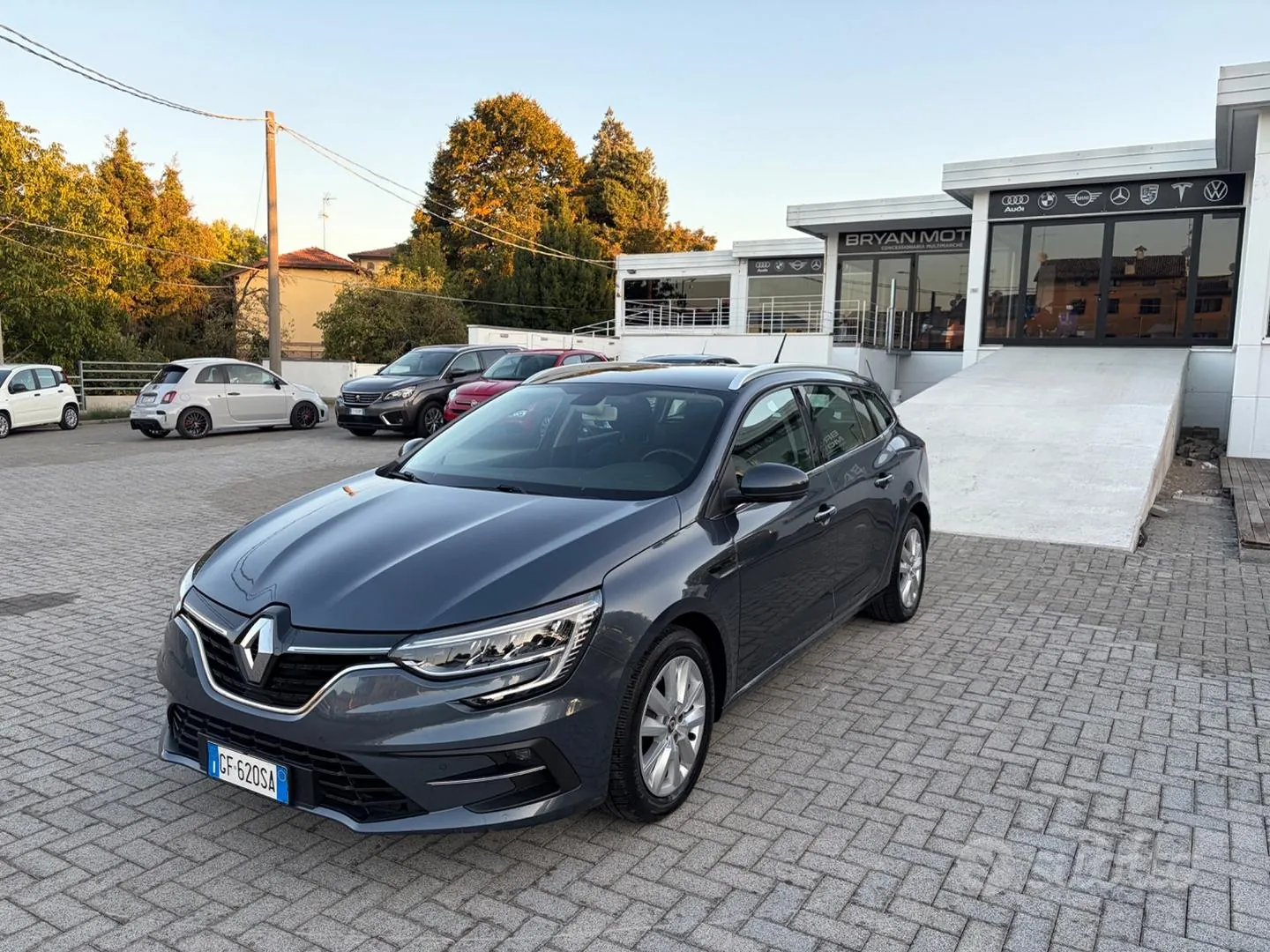 Renault Megane 2021 photo 2