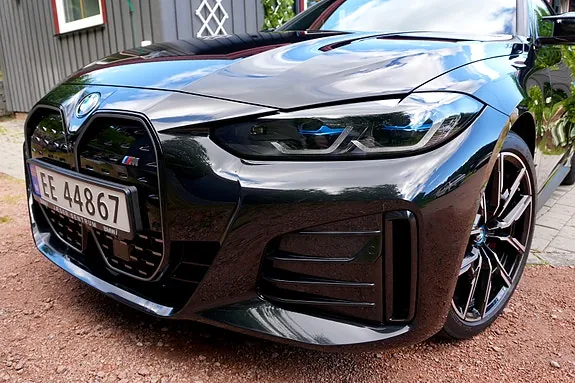BMW I4 2022 photo 2