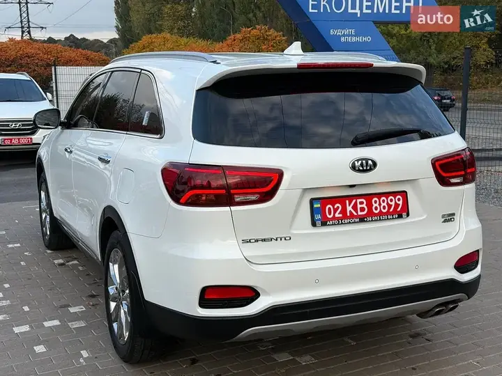 Kia Sorento 2018 photo 2