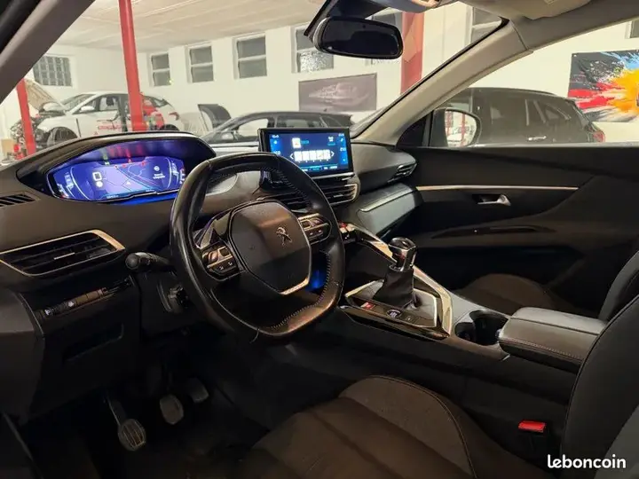 Peugeot 3008 2022 photo 3