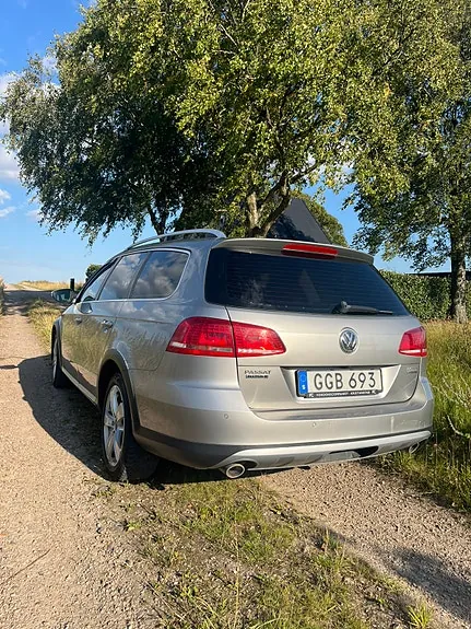 Volkswagen Passat Alltrack 2014 photo 2