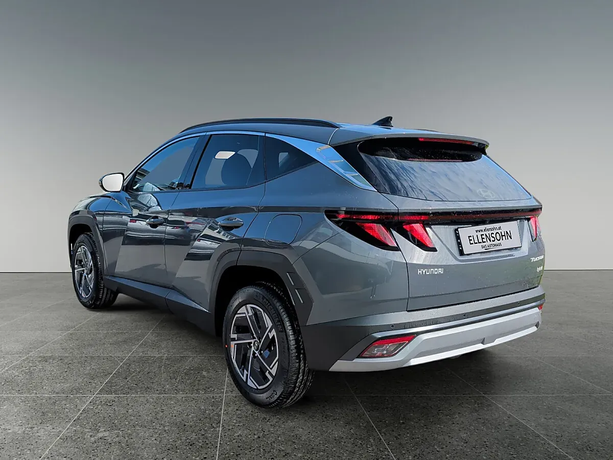 Hyundai Tucson photo 2