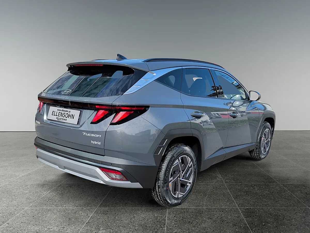 Hyundai Tucson photo 3