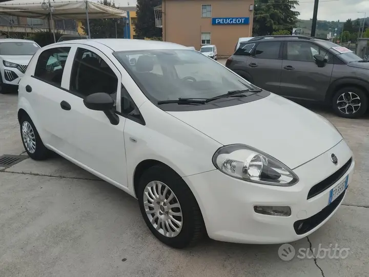 Fiat Punto 2018 photo 2
