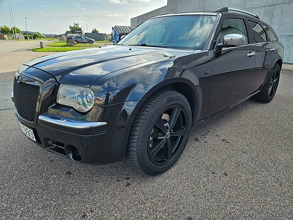 Chrysler 300C 2007 photo 2