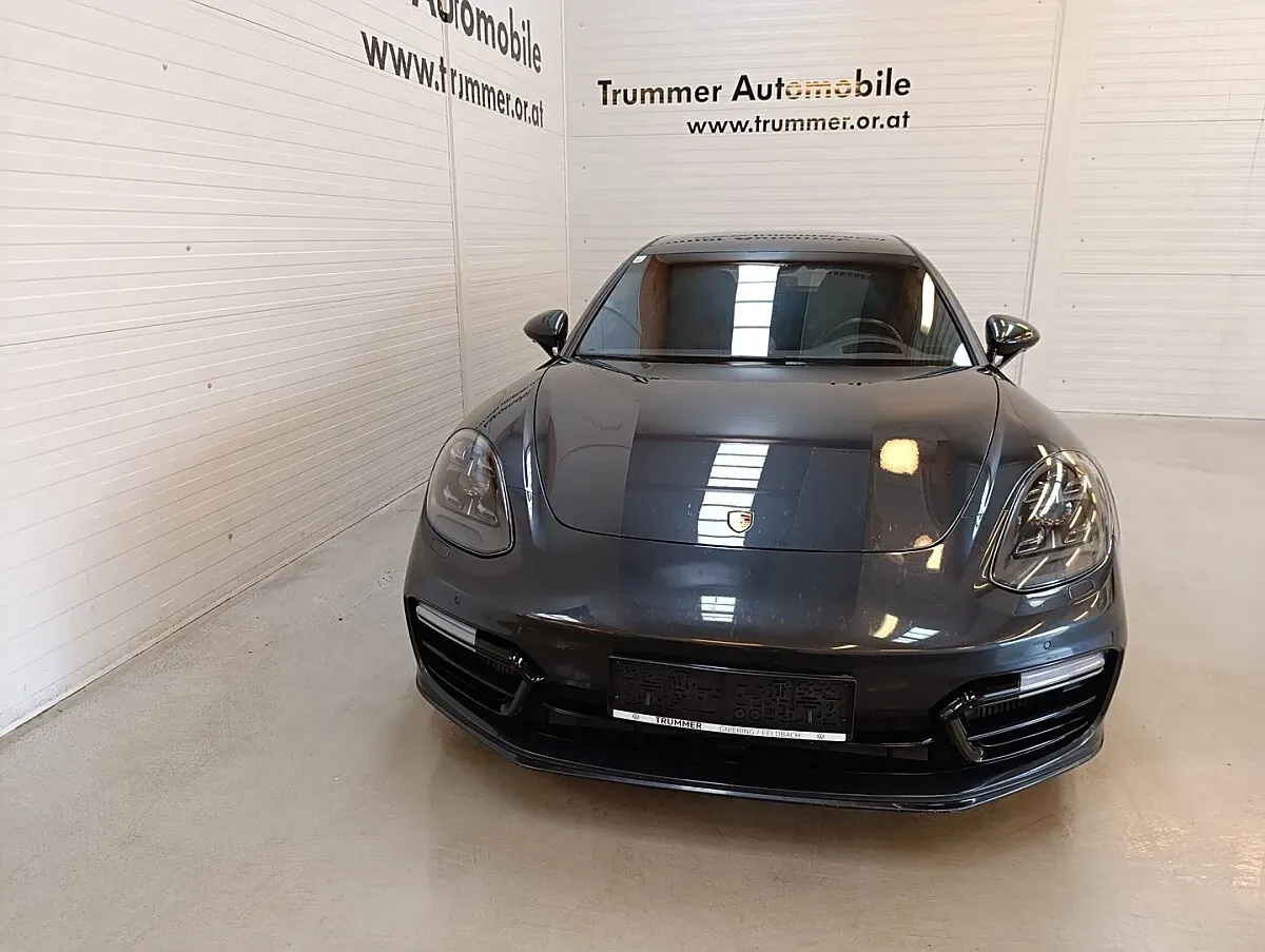 Porsche Panamera 2020 photo 2