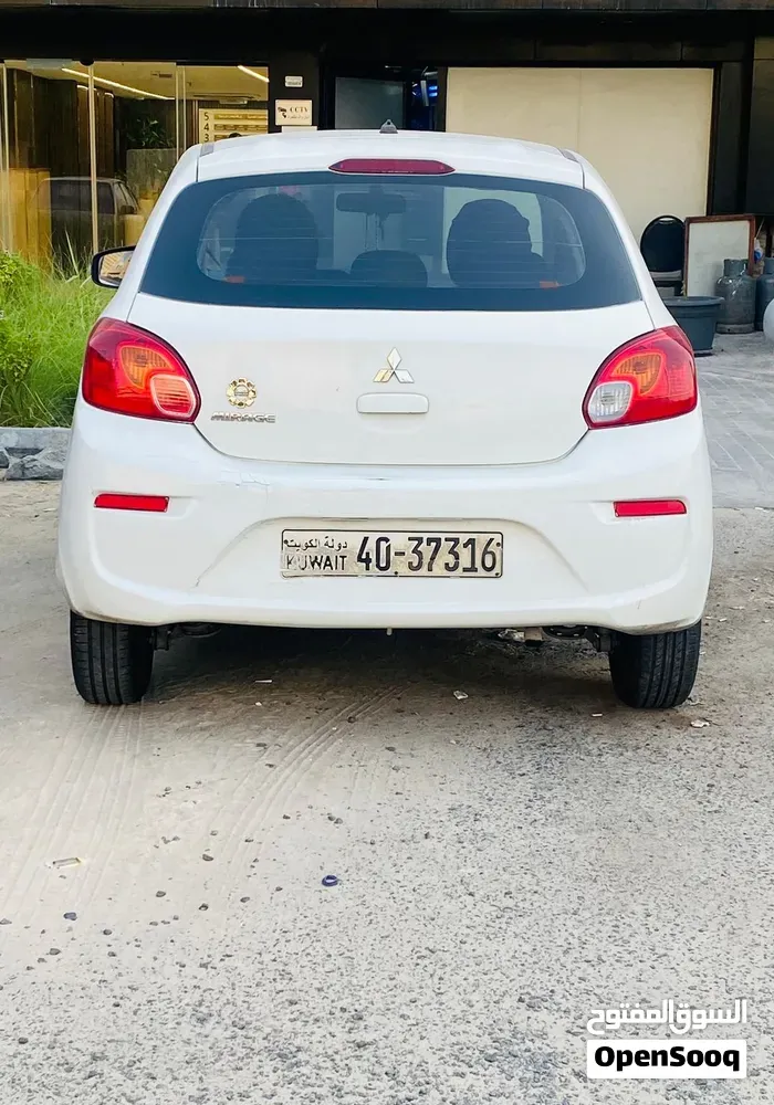 Mitsubishi Mirage 2017 photo 4