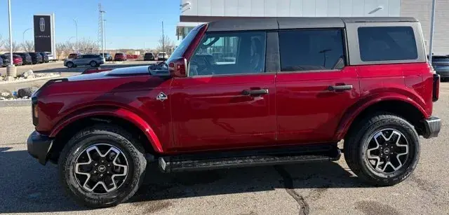 Ford Bronco 2026 photo 2