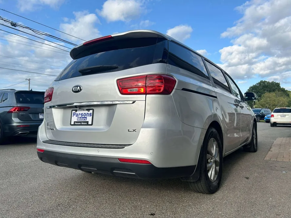 Kia Sedona 2019 photo 5