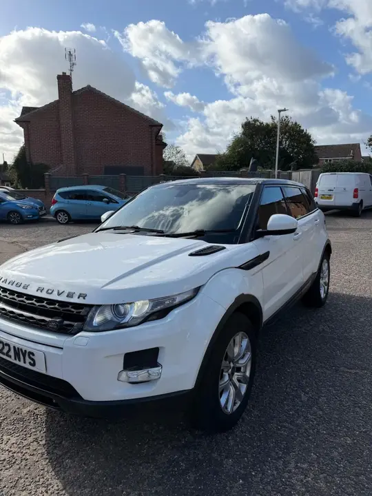 Land Rover Range Rover Evoque 2014 photo 3