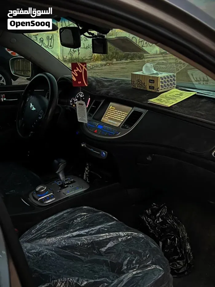 Genesis G80 2014 photo 3