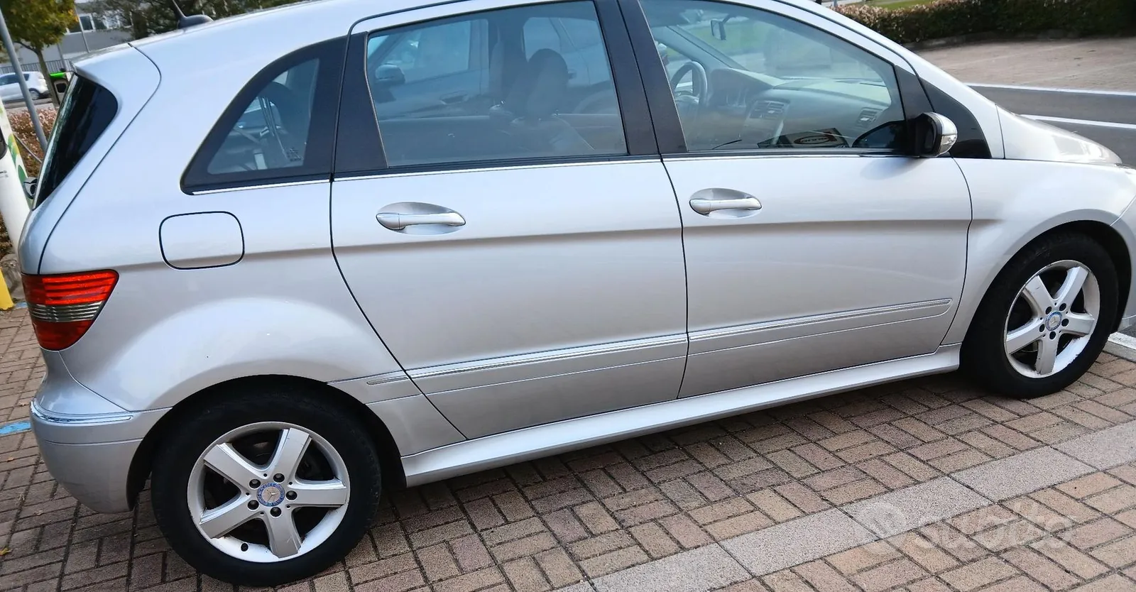 Mercedes-Benz B-Class 2007 photo 2