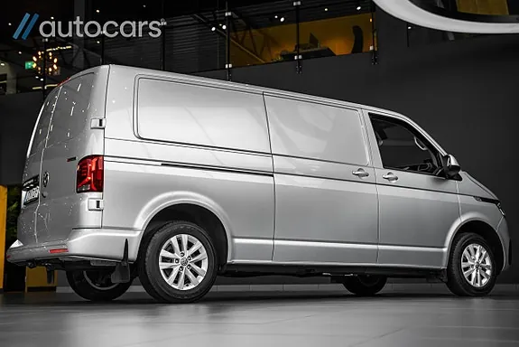 Volkswagen Transporter 2022 photo 3