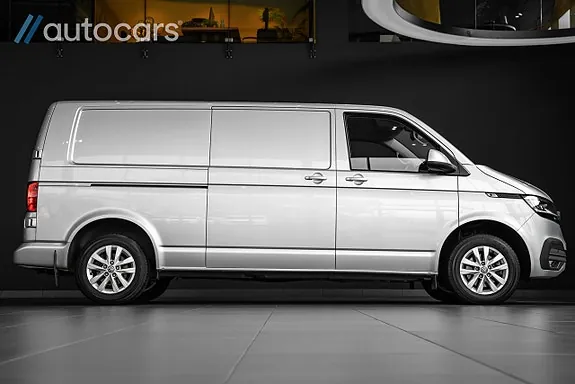 Volkswagen Transporter 2022 photo 2