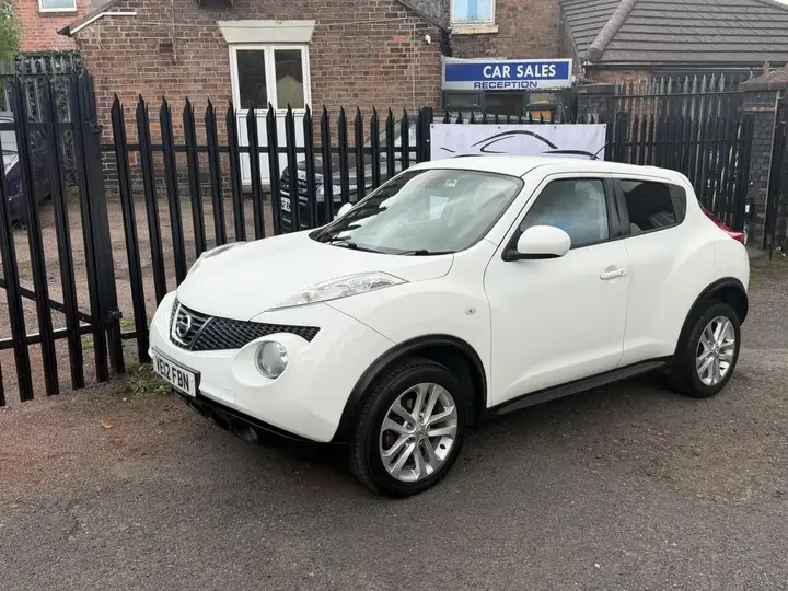 Nissan Juke 2012 photo 4
