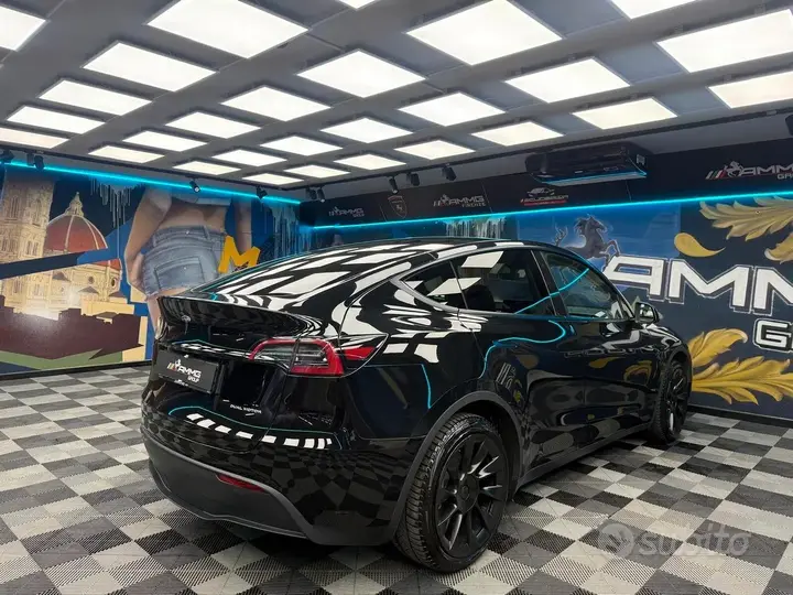 Tesla Model Y 2023 photo 5