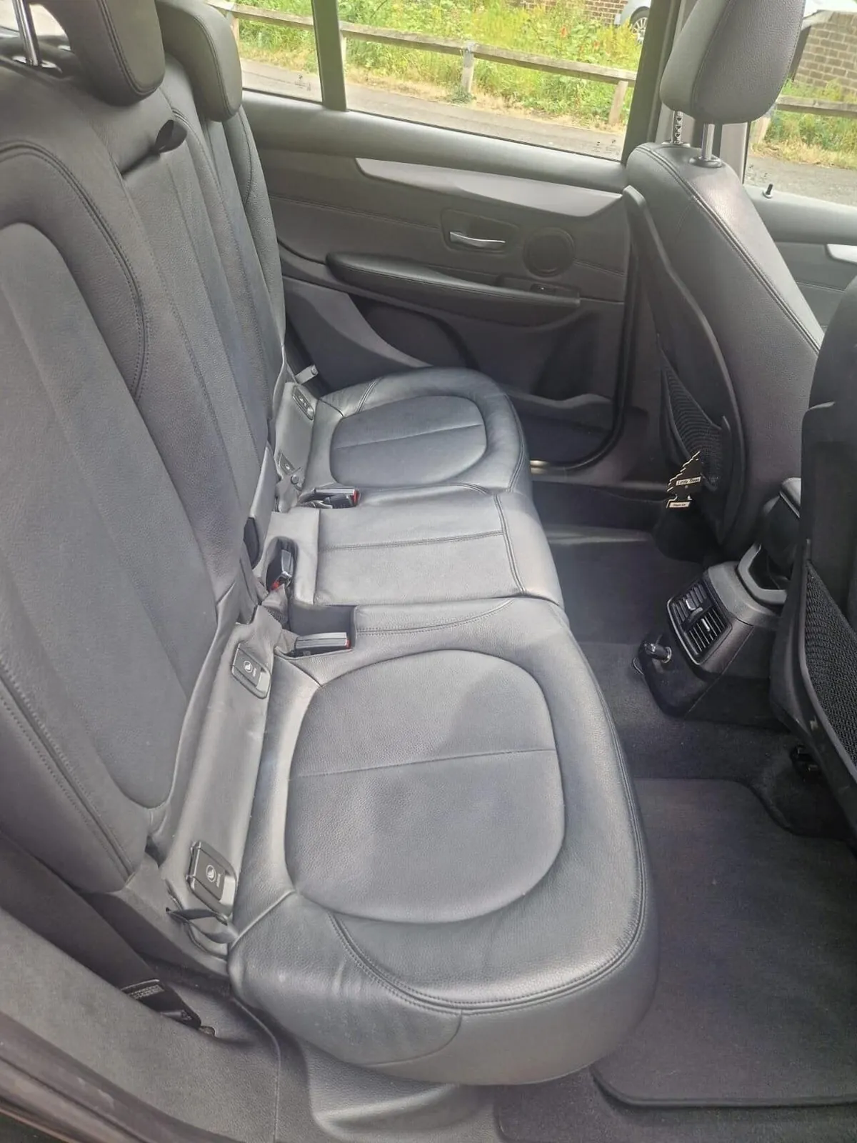 BMW 2 Series Gran Tourer 2016 photo 2