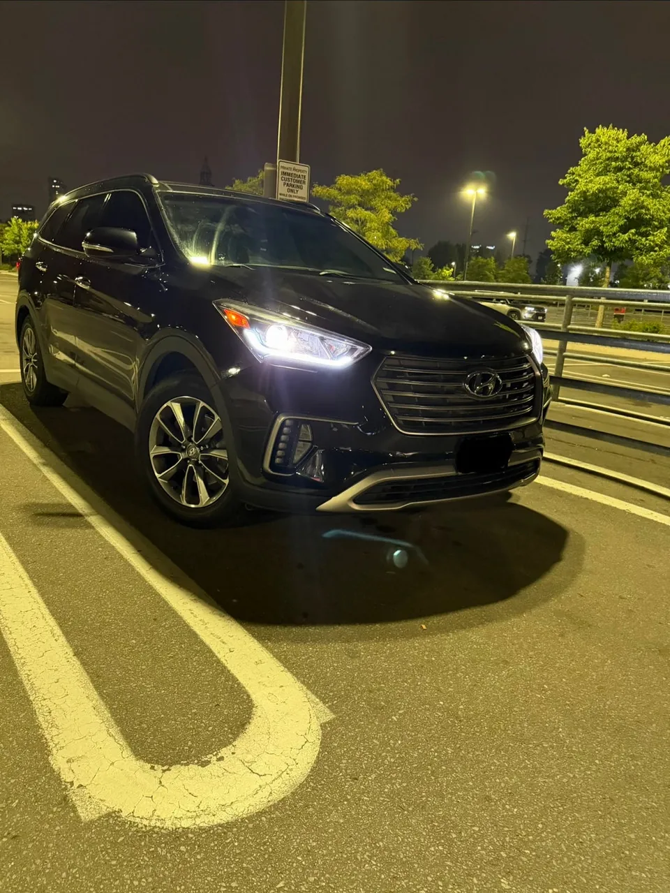Hyundai Santa Fe 2018 photo 2