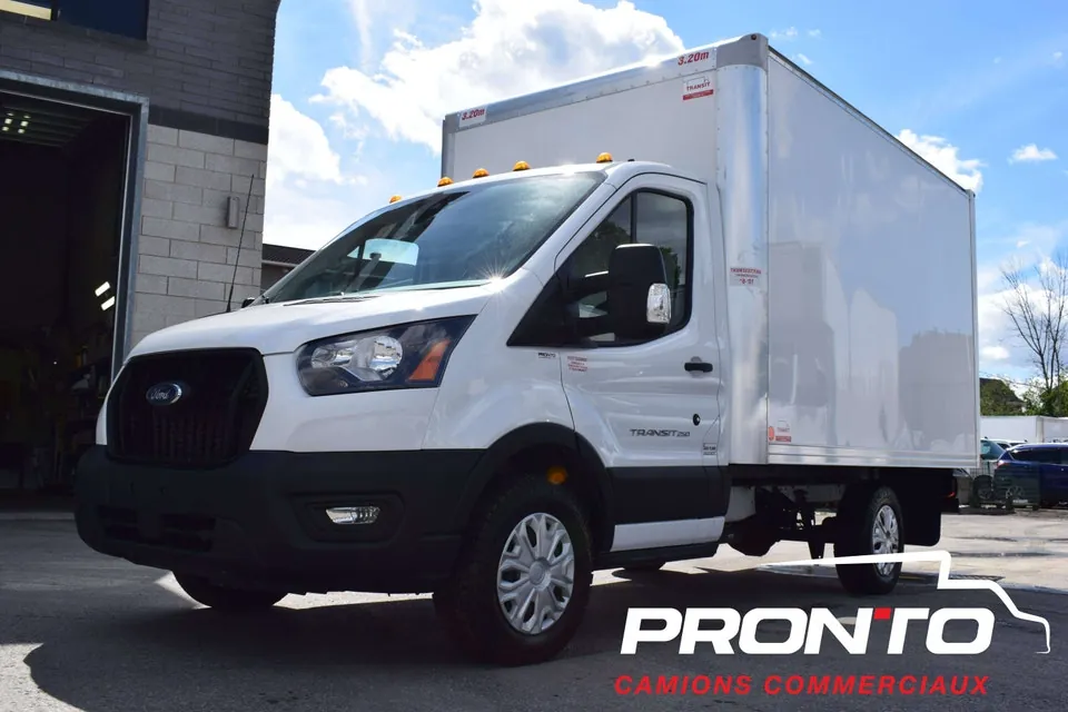 Ford Transit 2023 photo 2